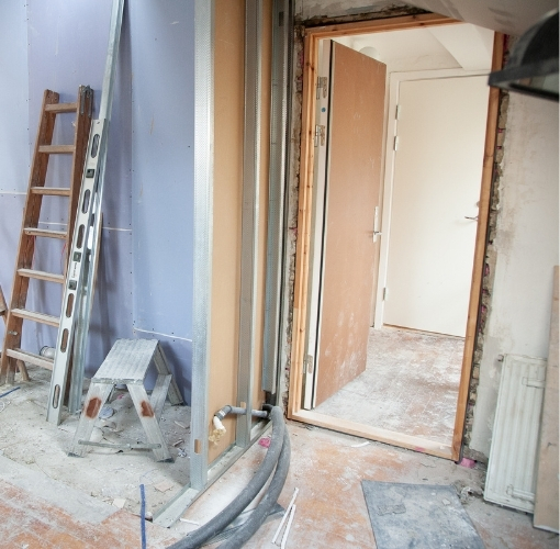 Leistungen für Bauherren und Modernisierer Entdecken Sie unsere professionellen Leistungen für Bauherren und Modernisierer, um Ihren Umbau effizient und hochwertig zu gestalten. Wir bieten Ihnen maßgeschneiderte Lösungen für Tore und Türen, die sich perfekt in Ihre Renovierungspläne integrieren lassen.